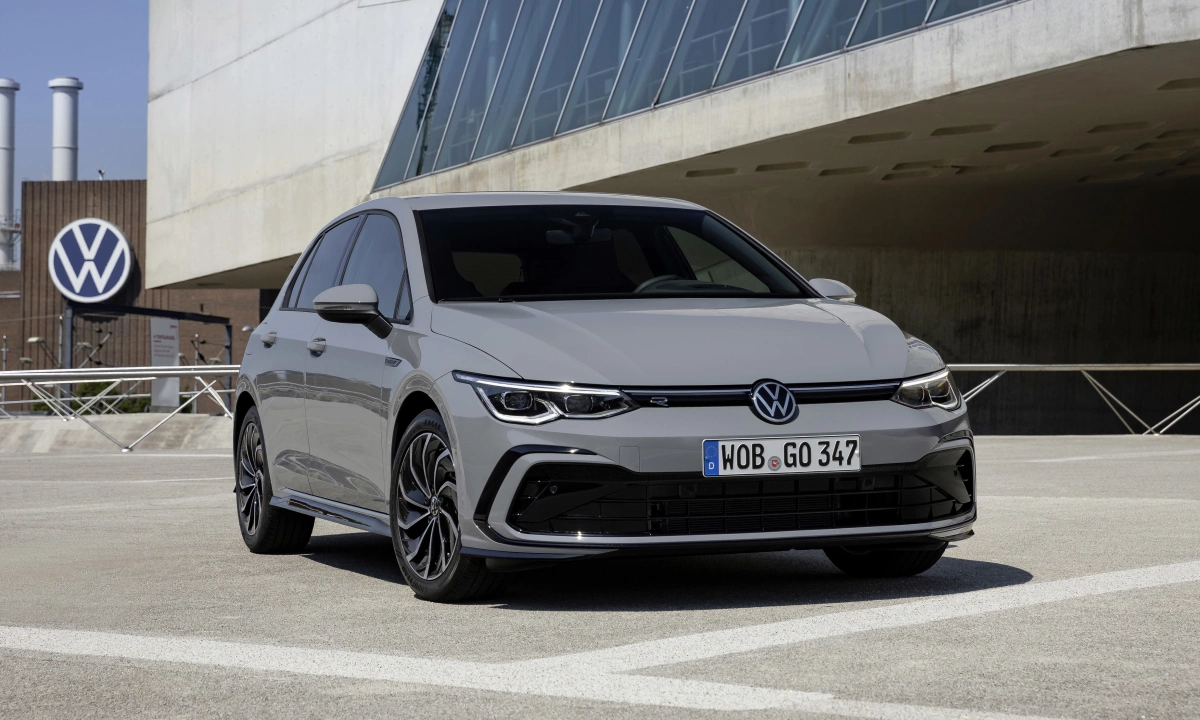 Volkswagen Golf  1.5 eTSI Life / Style / R-Line