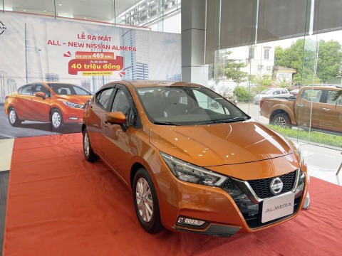 Nissan Almera V / VL