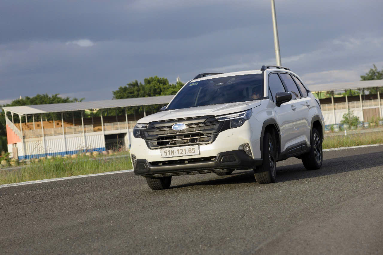 Subaru Forester 2.5i-L Eyesight / 2.5i-S Eyesight